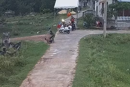 Khởi tố đối tượng thông chốt kiểm dịch, chống người thi hành công vụ