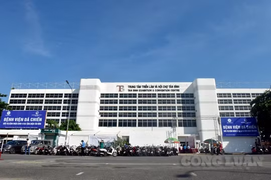 Phó Giám đốc Sở Y tế TP. HCM: Sẽ giảm dần bệnh viện dã chiến