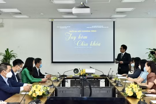 Ngân hàng Nhà nước tăng cường giáo dục tài chính bằng chương trình "Tay hòm chìa khóa"