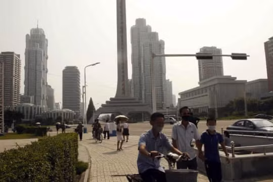 Triều Tiên đối mặt suy thoái kinh tế tệ nhất 73 năm qua khi thiếu trầm trọng lương thực, thuốc men