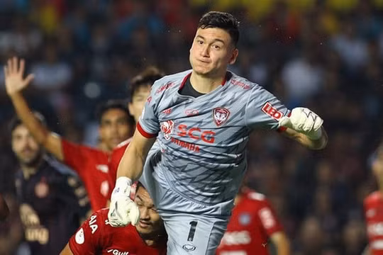 CLB Cerezo Osaka thông báo tin vui về Đặng Văn Lâm
