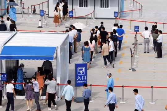 Thượng Hải thiết lập hàng trăm khu cách ly khi phát hiện 1 ca nhiễm COVID-19