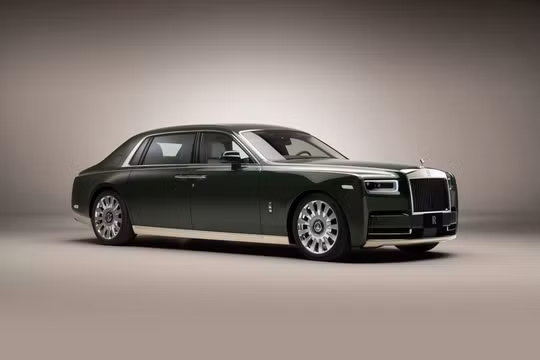 Khám phá mẫu xe Rolls-Royce Phantom Oribe đươc lấy cảm hứng từ bộ sưu tập gốm sứ của tỷ phú Nhật