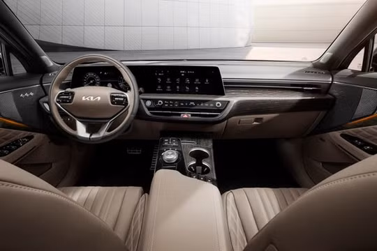 Kia K8 lộ ảnh nội thất mới sang trọng