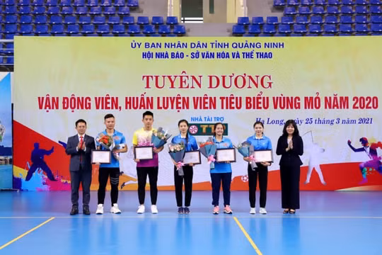 Vinh danh 12 vận động viên, huấn luyện viên tiêu biểu vùng Mỏ năm 2020