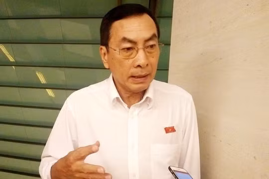 Không nên “lung lay, rụt rè” trong mua sắm trang thiết bị phòng chống dịch