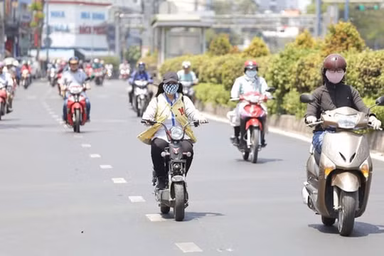 Tháng 4 sẽ có hai đợt cao điểm nắng nóng ở khu vực Bắc và Trung bộ