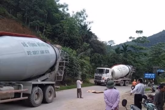 Va chạm với xe bồn, người đàn ông tử vong
