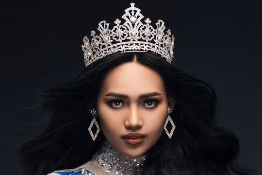Hoa hậu Hòa bình Myanmar đối diện với nguy cơ bị bắt giữ?