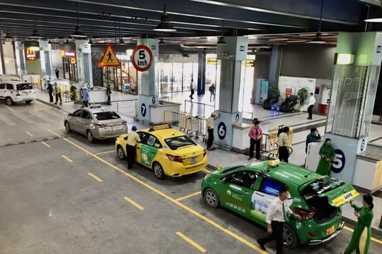 Tạo điều kiện cho phương tiện đưa/đón hành khách đến sân bay, cảng hàng không