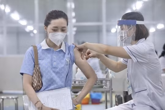 Sáng 1/8, Việt Nam ghi nhận 4.374 ca mắc COVID-19