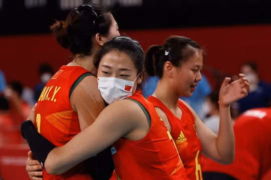 Bóng chuyền nữ Trung Quốc lần đầu bị loại ở vòng bảng Olympic