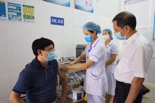 Hà Tĩnh đã tiêm trên 1,1 triệu liều vắc-xin phòng COVID-19