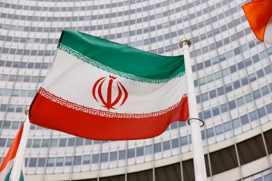 Iran muốn gỡ các lệnh trừng phạt trước khi đàm phán hạt nhân