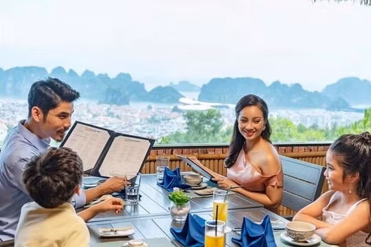 FLC Hotels & Resorts đón năm mới 2022 tưng bừng với loạt ưu đãi “khủng”