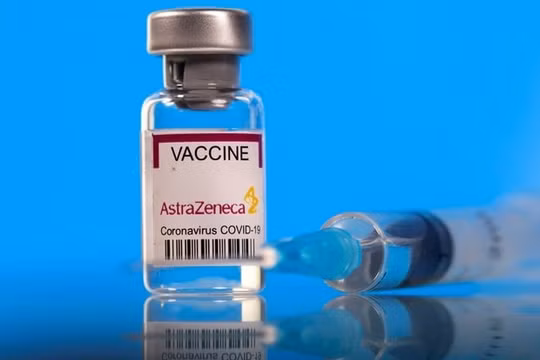 Hơn 900.000 liều vaccine AstraZeneca đã về đến sân bay Tân Sơn Nhất