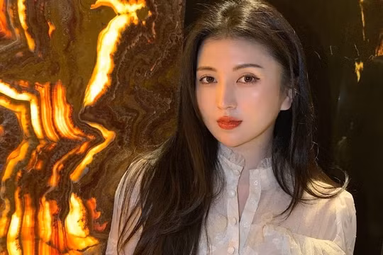 Hot girl nổi đình đám Trung Quốc tử vong sau khi bí mật đi hút mỡ và nâng ngực