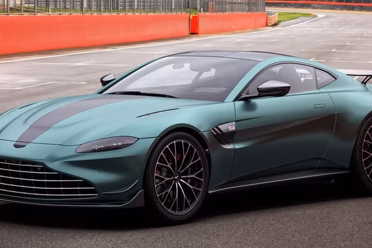 Aston Martin Vantage F1 Edition ra mắt, giá từ 196.834 USD