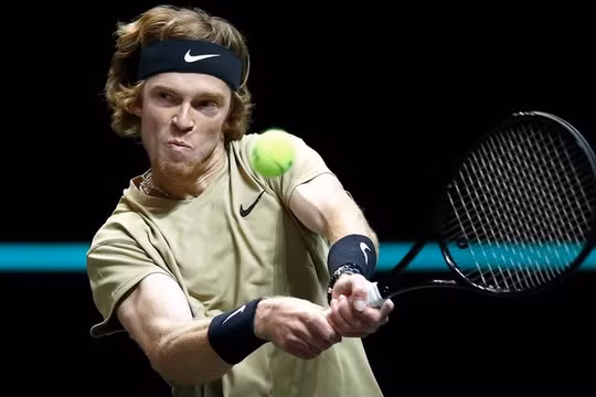 Tay vợt Andrey Rublev hướng mục tiêu vào chung kết Miami Open