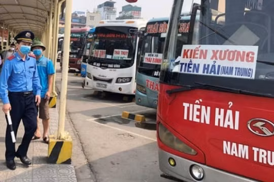 Hà Nội tiếp tục dừng hoạt động vận tải hành khách