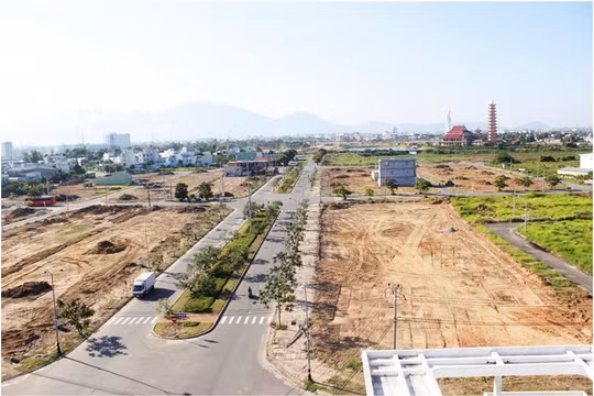 Giá bán đất nền, căn hộ thứ cấp tại Đà Nẵng giảm sâu