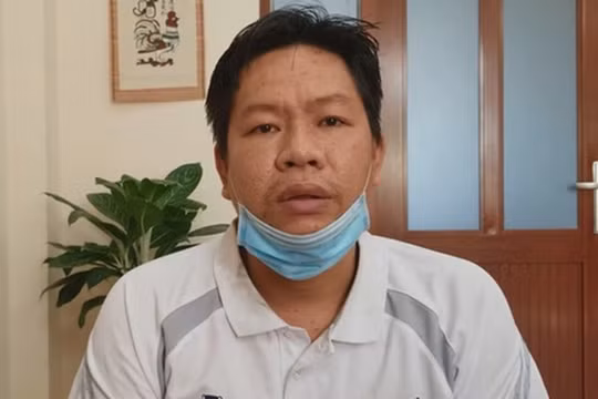 Khởi tố 2 vợ chồng thuê người ném mắm tôm đòi nợ