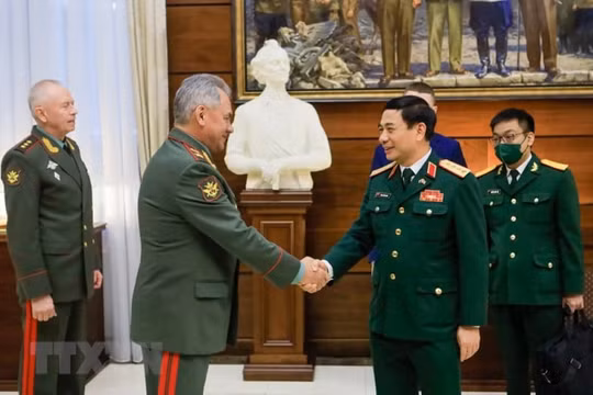 Việt Nam - Liên Bang Nga: Thúc đẩy hơn nữa hợp tác quốc phòng, kỹ thuật quân sự