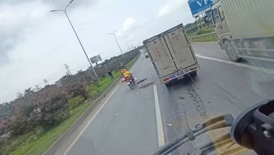 Bắc Ninh: Quốc lộ 1 hướng đi Bắc Giang ùn tắc kéo dài