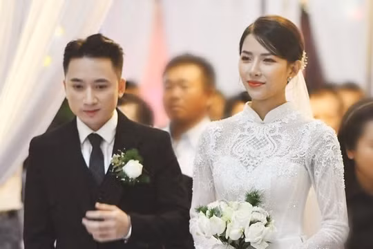 Lễ cưới Phan Mạnh Quỳnh với hot girl Khánh Vy