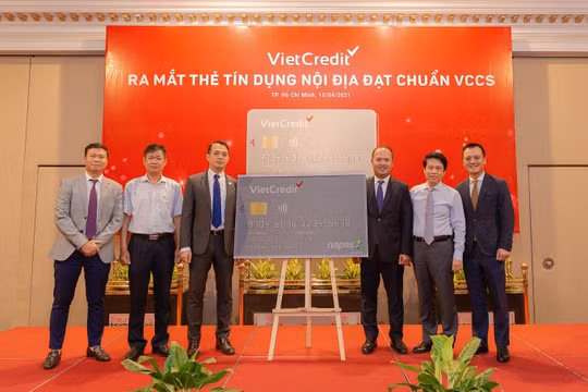 VietCredit ra mắt thẻ tín dụng nội địa đạt chuẩn VCCS