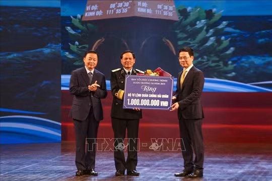 Chương trình “Xuân Trường Sa" tri ân những người lính canh giữ biển, đảo