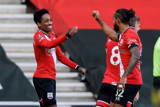 CLB Arsenal thua thảm trên sân của Southampton