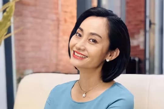 Nghệ sĩ Hạnh Thúy tham gia ứng cử Đại biểu Hội đồng Nhân dân TP. Hồ Chí Minh