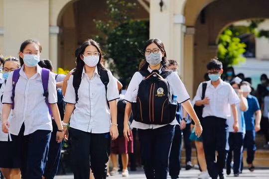 Nhiều tỉnh, thành trên cả nước cho học sinh nghỉ hè sớm