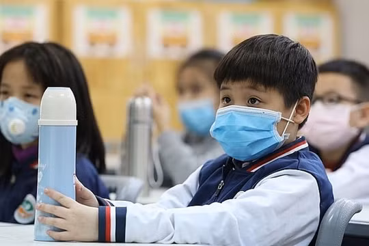 Nam Định: Hơn 30 học sinh lớp 6 phải cách ly vì bạn dương tính Covid-19