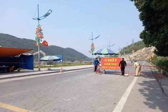 Quảng Ninh: Lập chốt kiểm soát dịch COVID-19