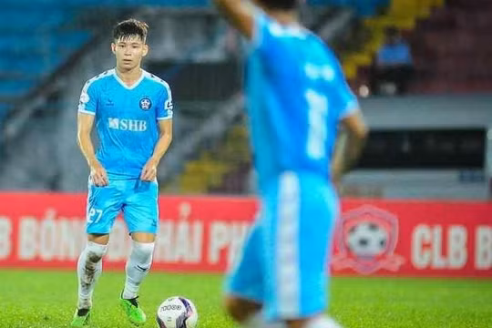 Hai cầu thủ U22 Việt Nam phải cách ly y tế