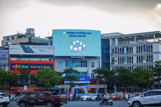 Hà Nội: Nhiều thông điệp mạnh mẽ trong đợt cao điểm phòng chống dịch COVID-19