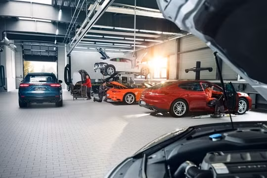 Mỹ: Porsche và Lexus dẫn đầu chất lượng dịch vụ phân khúc xe sang