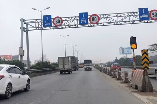 Hà Nội: Giảm tốc độ phương tiện trên cầu Thanh Trì xuống 60km/h