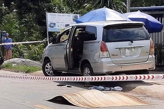 Cà Mau: Bắt nam tài xế giấu dao trên xe taxi, đâm 3 người thương vong do mâu thuẫn