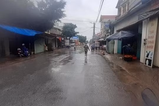 Hưng Yên: Nam giáo viên mắc Covid-19