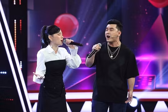 Ưng Hoàng Phúc, Thu Thủy hát lại hit ‘Mỗi người một nơi’