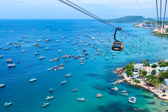 Phú Quốc thí điểm đón khách du lịch quốc tế có hộ chiếu vắc-xin