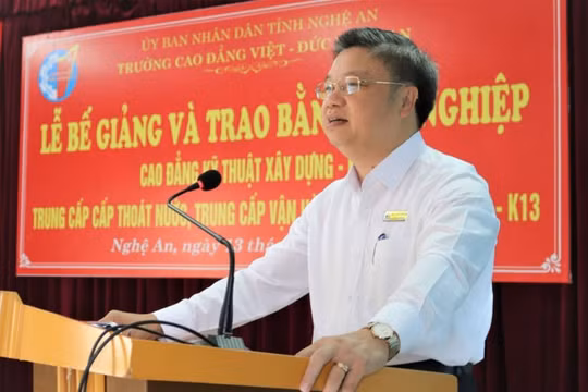 PGS.TS Bùi Văn Dũng làm Hiệu trưởng Trường Đại học Hồng Đức