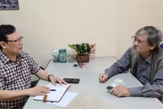 Bài ca về quê hương "nhãn đầu mùa"