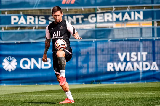 Messi lần thứ 2 liên tiếp vắng mặt trong đội hình của PSG