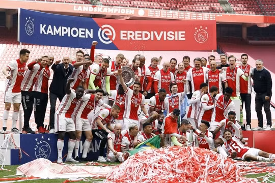 CLB Ajax Amsterdam vô địch Hà Lan lần thứ 35