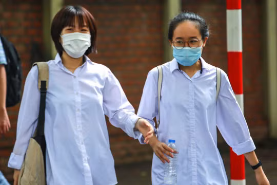 Đề thi môn Hóa học tốt nghiệp THPT 2021, mã đề 213