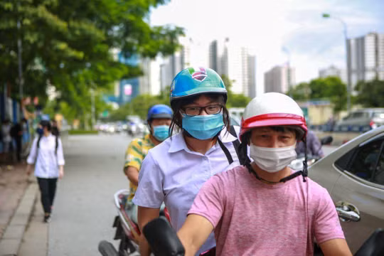 Đề thi môn Tiếng Anh tốt nghiệp THPT 2021, mã đề 415 